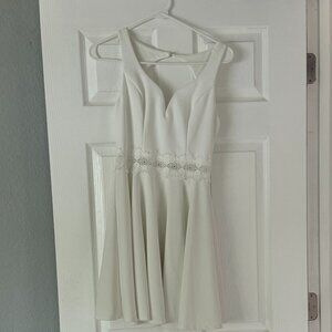 White Dress, Size 3/4